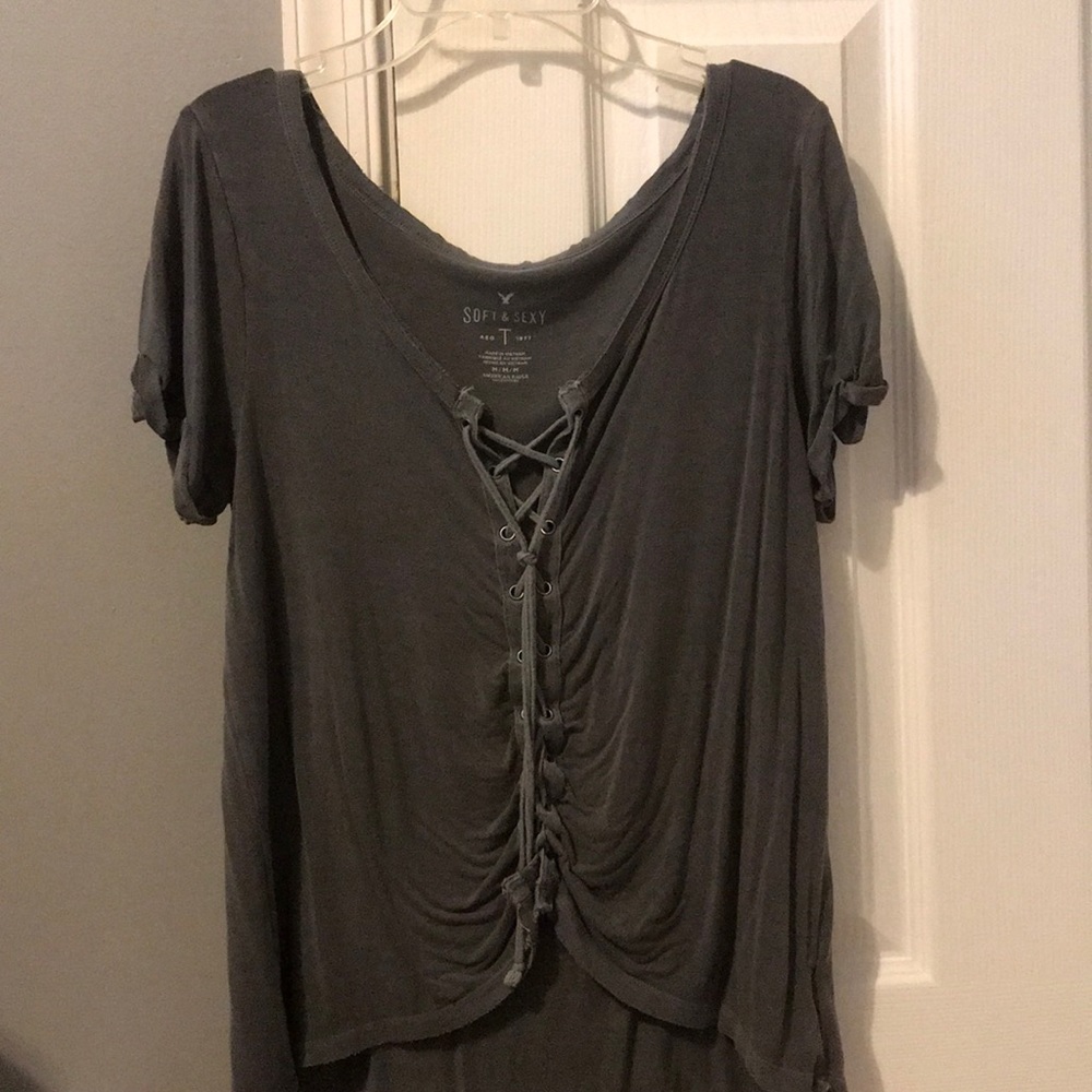 AMERICAN EAGLE soft and sexy tie front top